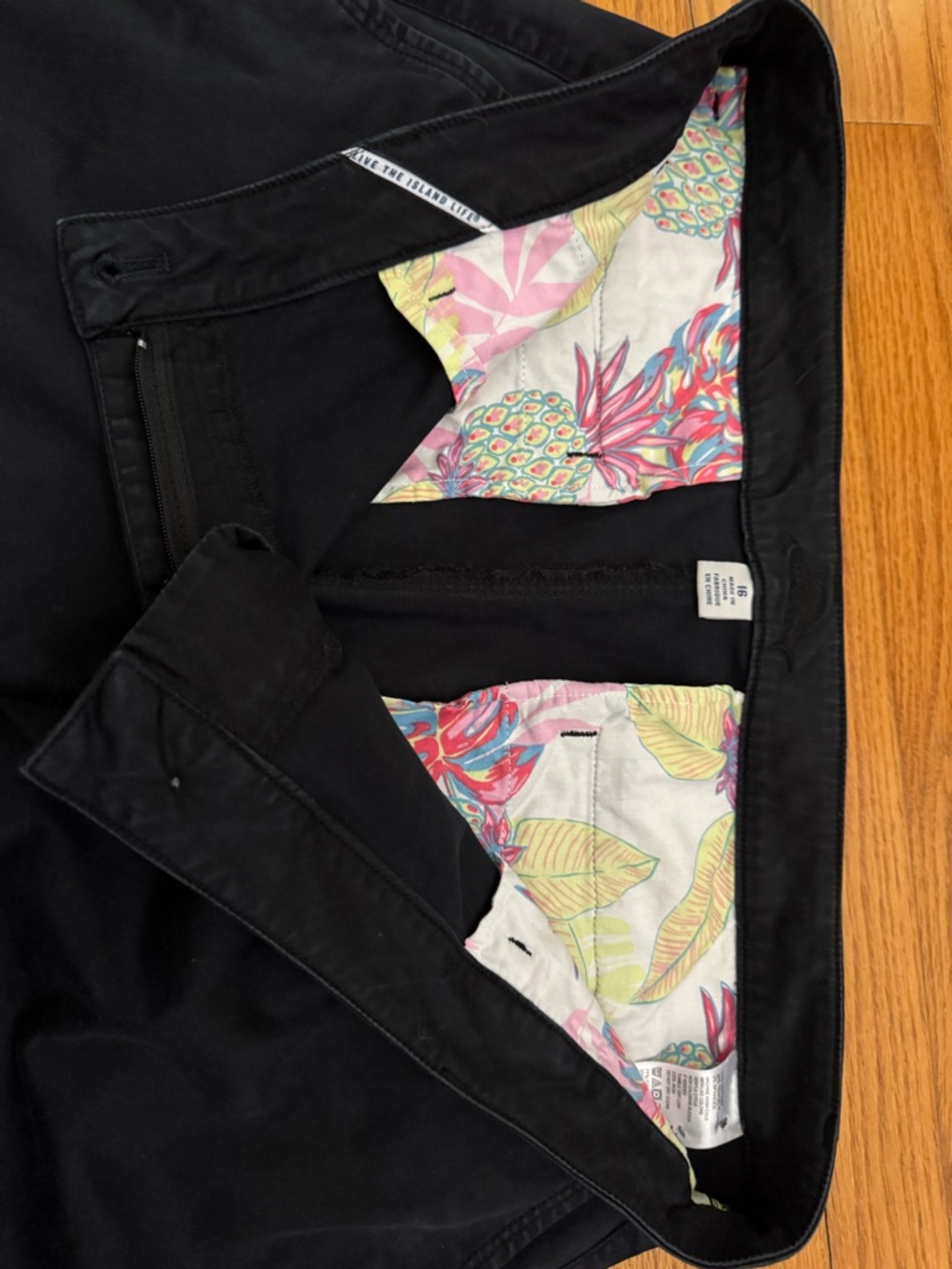 Tommy Bahama 2 pair Boyfriend Chinos easy care, black cotton twill, size 16